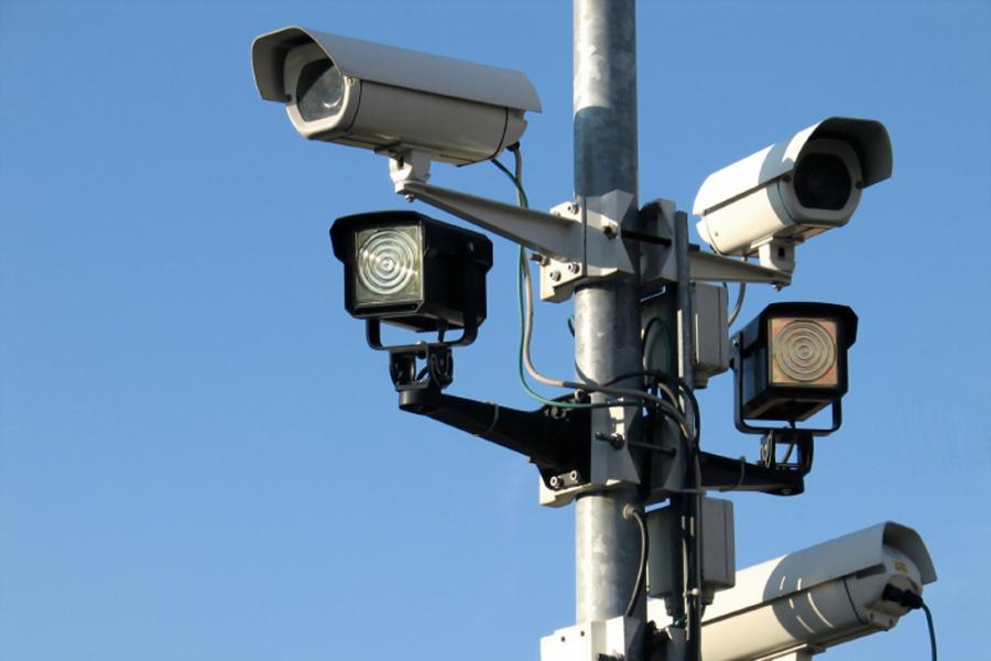 Дорожные камеры Москвы умеют распознавать непристегнутых пассажиров